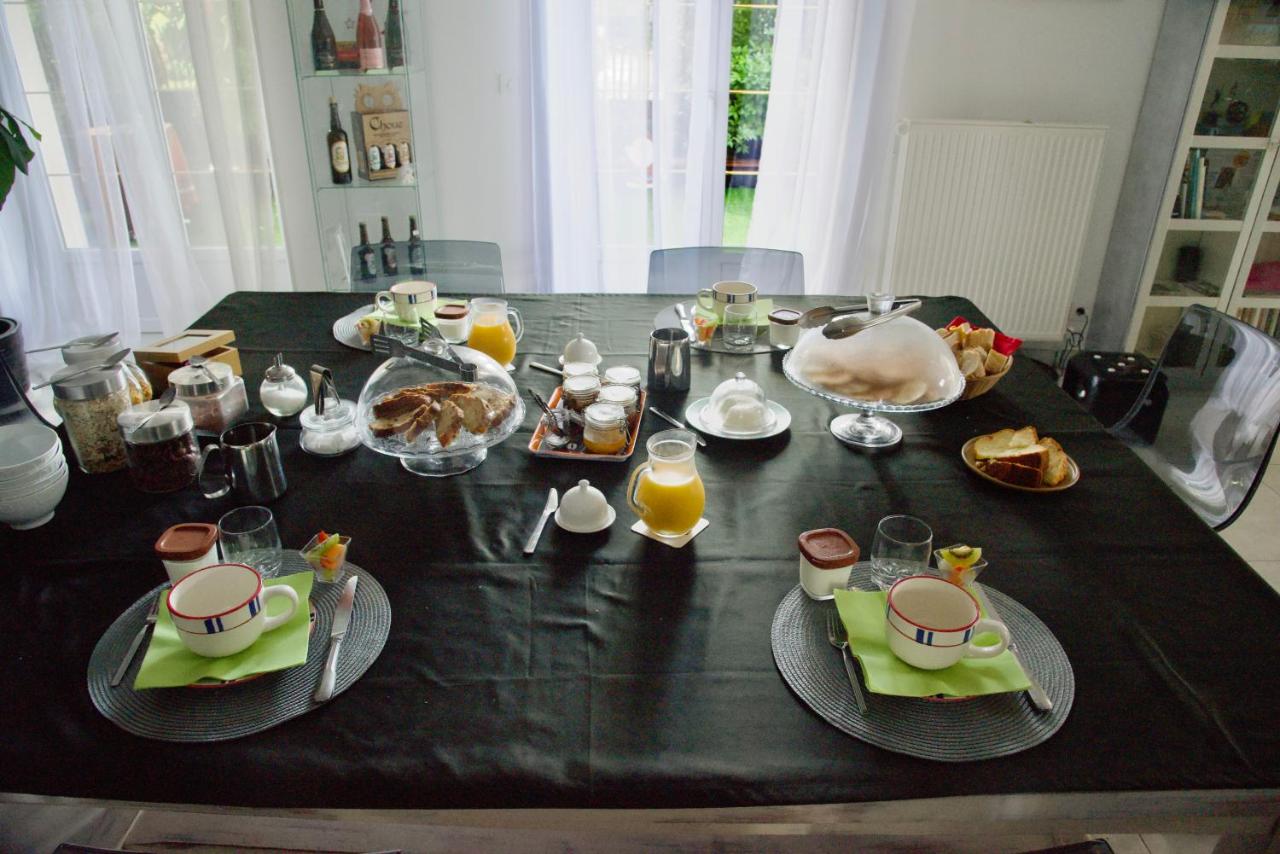 Les Nymphéas 52 - Bed and Breakfast Orges