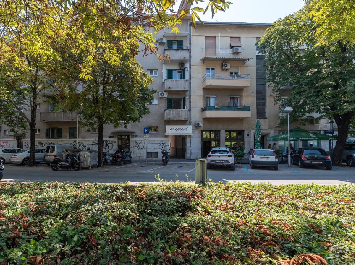 Apartment Nevena Split - Bed and Breakfast Split