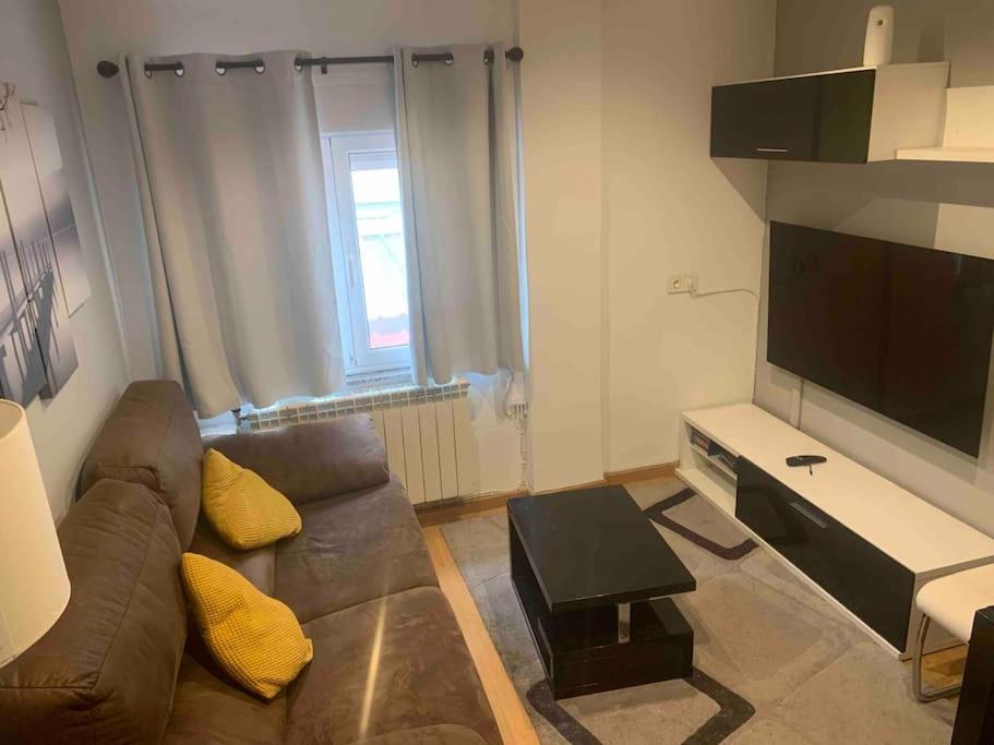 Apartamento barato en Santander - Junto al Barrio Pesquero - Chambres d’hôtes