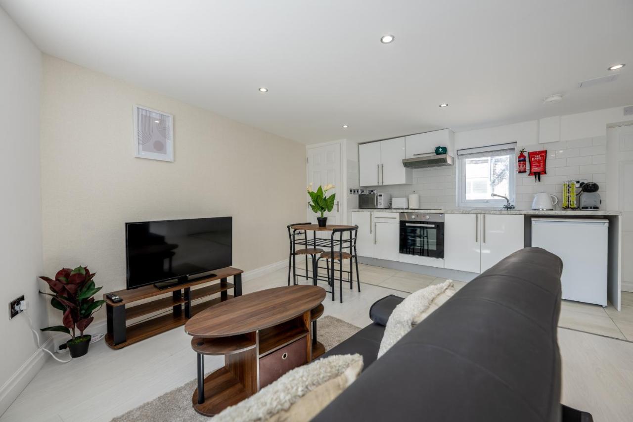 Modern Studio Apartment Kings Lynn - B&B