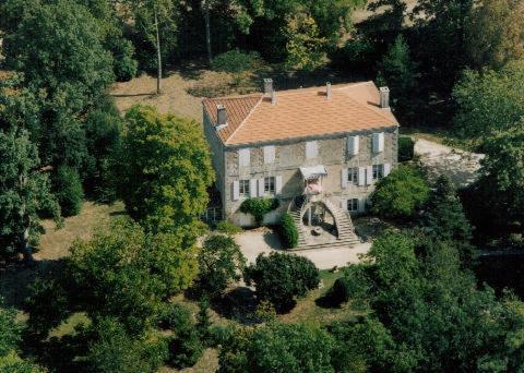 B&B Blanzay-sur-Boutonne - Manoir Angle - Bed and Breakfast Blanzay-sur-Boutonne