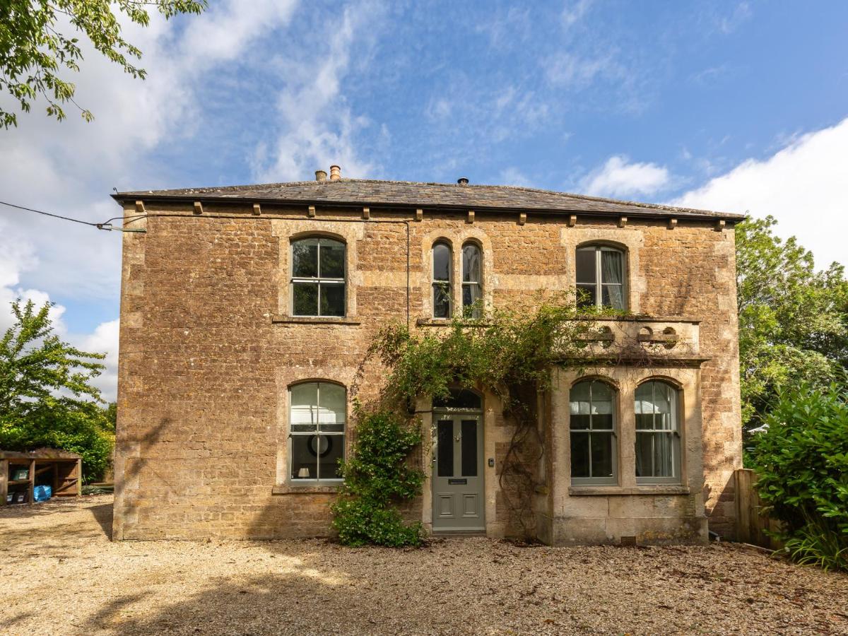 B&B Frome - Vallis Oak Villa - Bed and Breakfast Frome