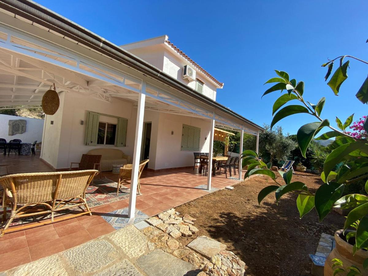 LE SORELLE entire villa sea view - B&B