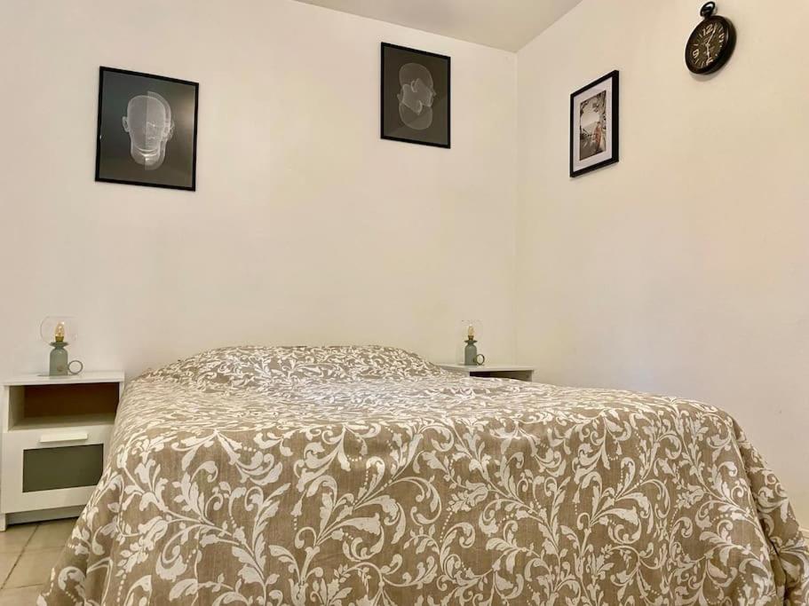 Charmant studio à Coutevroult - B&B