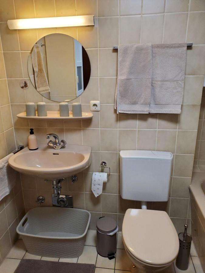 Komfort FeWo Stadt Mitte - B&B Treviri