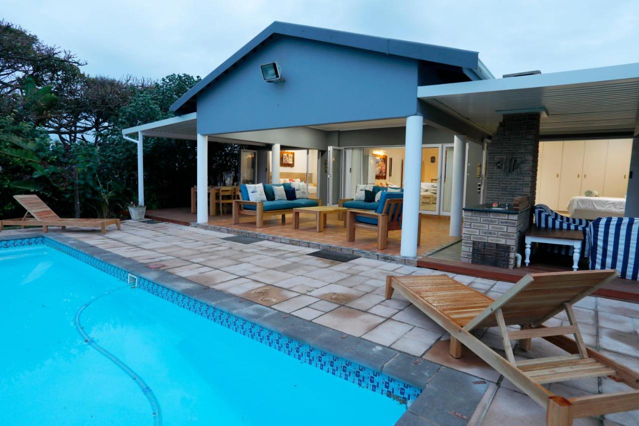 B&B Port Shepstone - Fiddlewood Beach House - Bed and Breakfast Port Shepstone