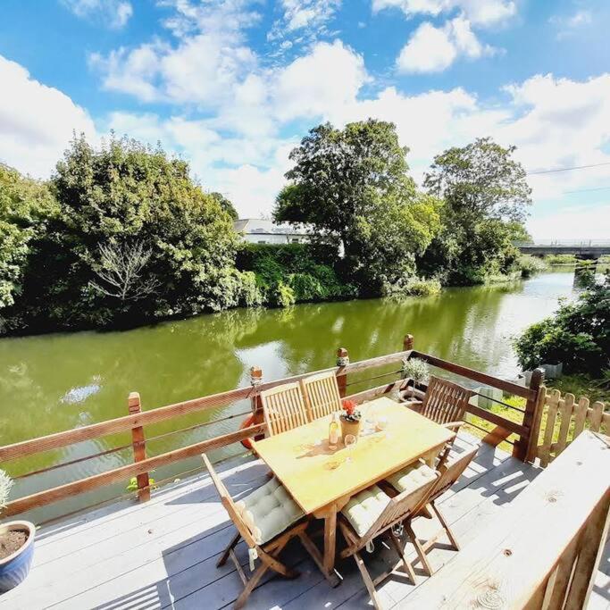 B&B Iden - Riverside- 3 bedroom in Rye with river access - Bed and Breakfast Iden