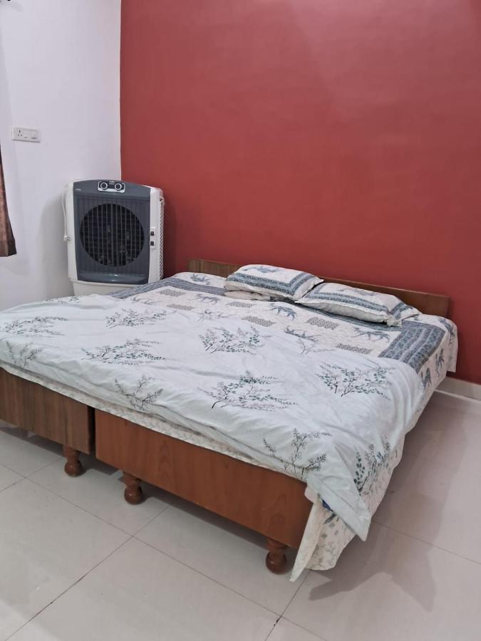 B&B Raipur - Momi's Guest House - Bed and Breakfast Raipur