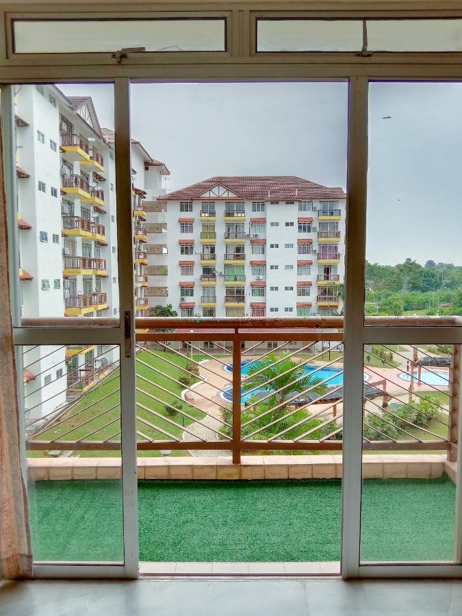 Rafflesia Two Bedroom Pool View - Chambres d’hôtes