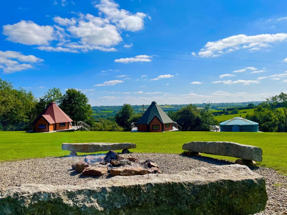 B&B Okehampton - Exmoor Lodge (Oak Tree Lane) - Bed and Breakfast Okehampton