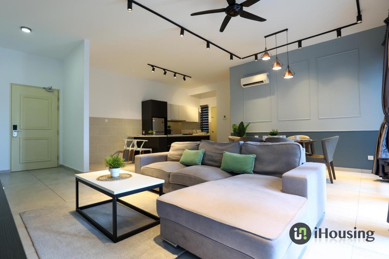 Appartamento con 3 Camere da Letto