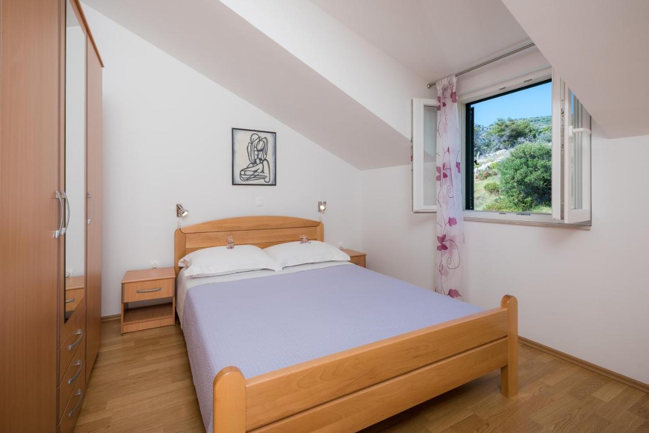 Appartamento con 1 Camera da Letto, Balcone e Vista Mare