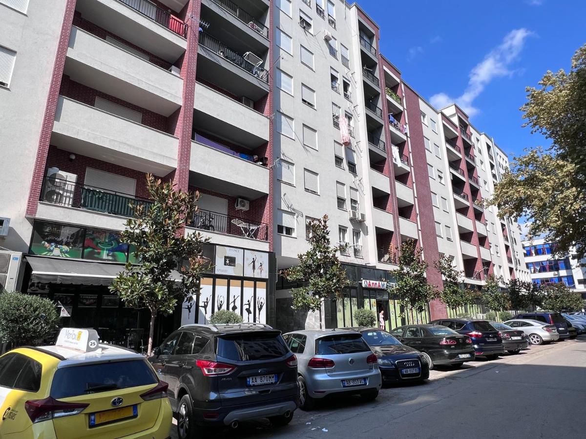 Sunrise Tirana Apartament's - Bed and Breakfast Tirana