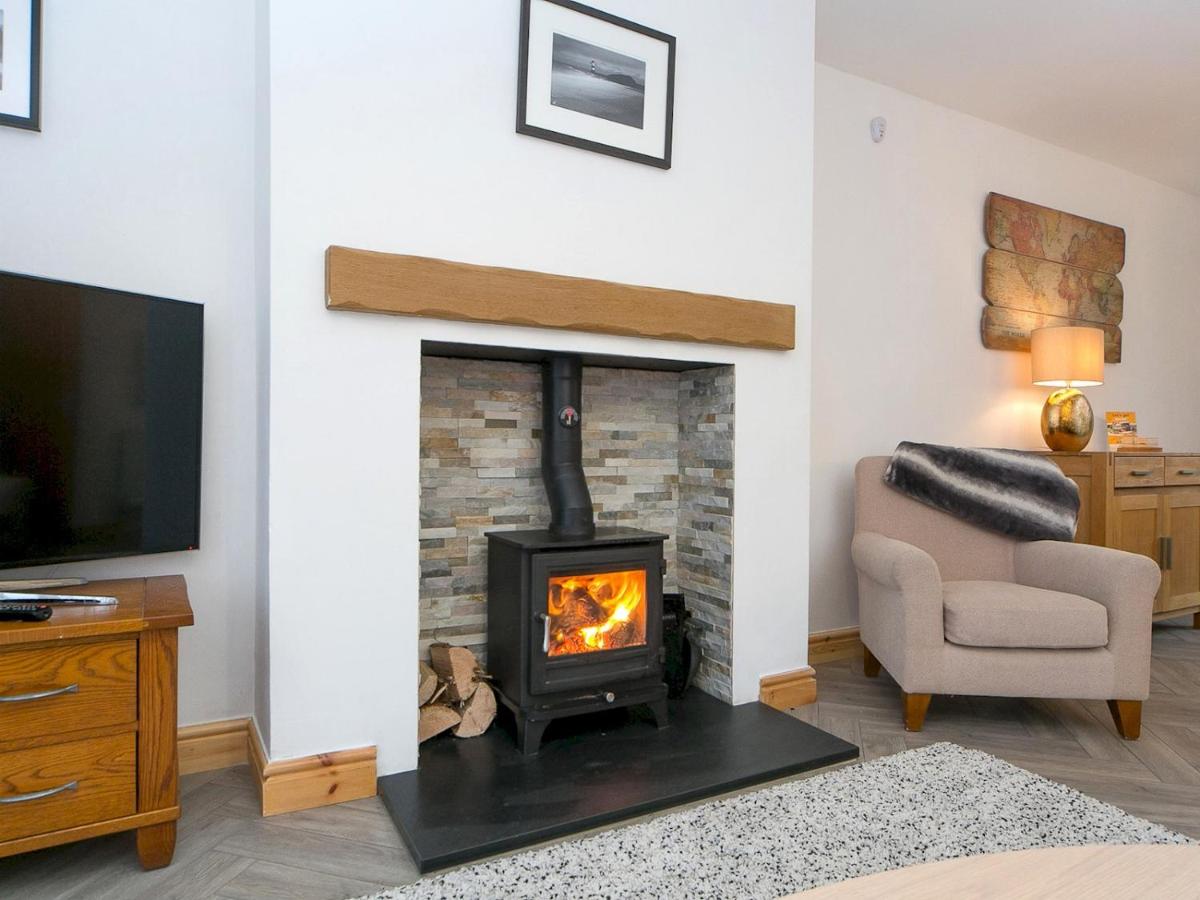 B&B Amlwch - Pass the Keys Modern Coastal Home in Bull Bay - Bed and Breakfast Amlwch