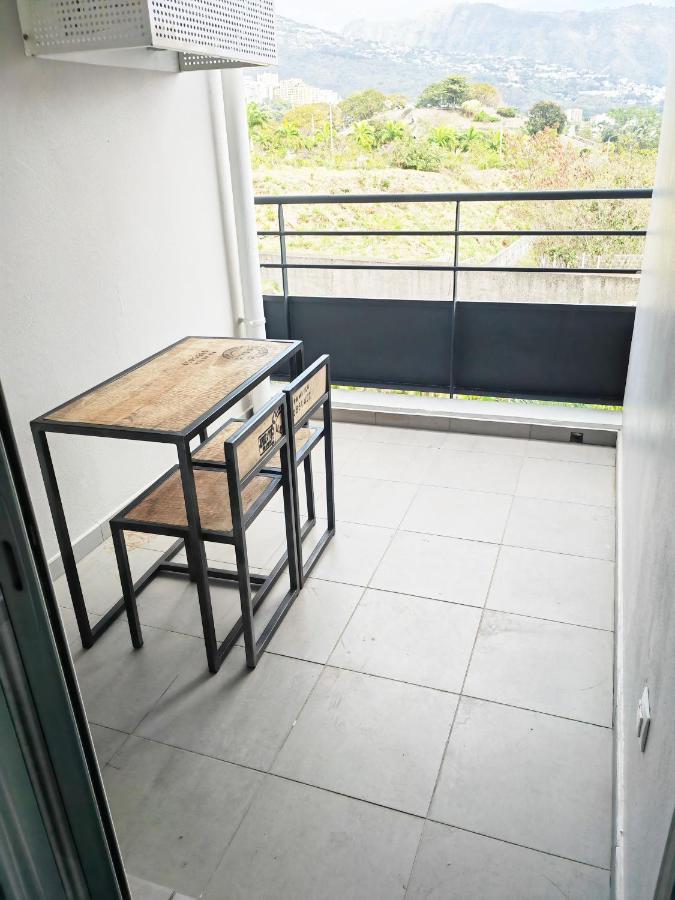 LE 5ème AS // F2 Totalement refait à neuf - B&B Saint-Denis