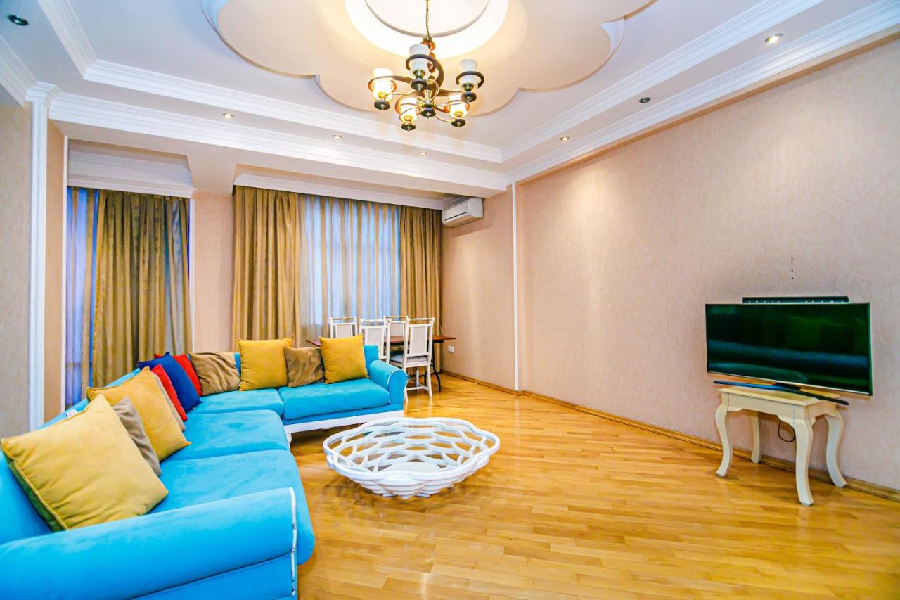 B&B Baku - Deluxe Apartment 142/43 - Bed and Breakfast Baku