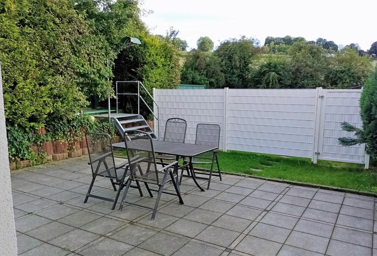 Julia's Monteur Oase - Premium Apartment exklusiv für Solo-Reisende - B&B