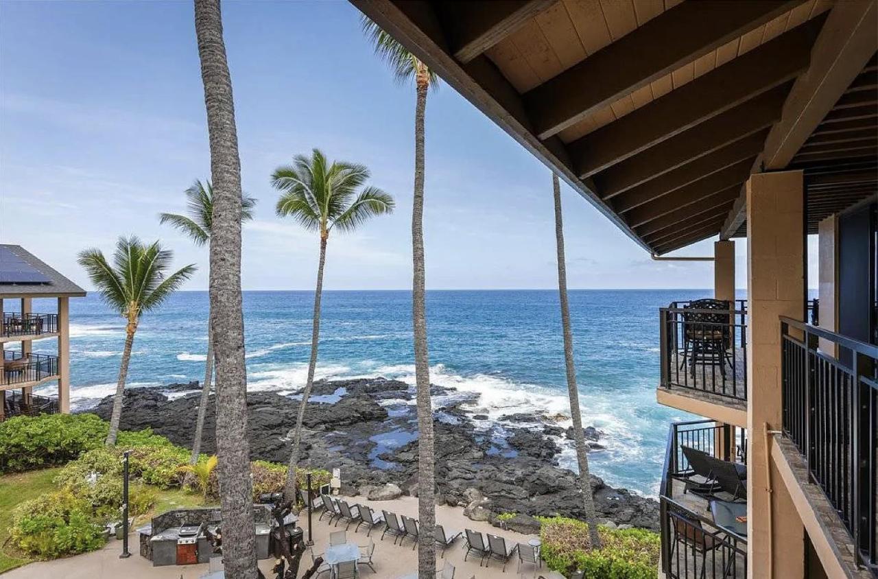 Oceanfront Penthouse with Loft - B&B Kailua-Kona