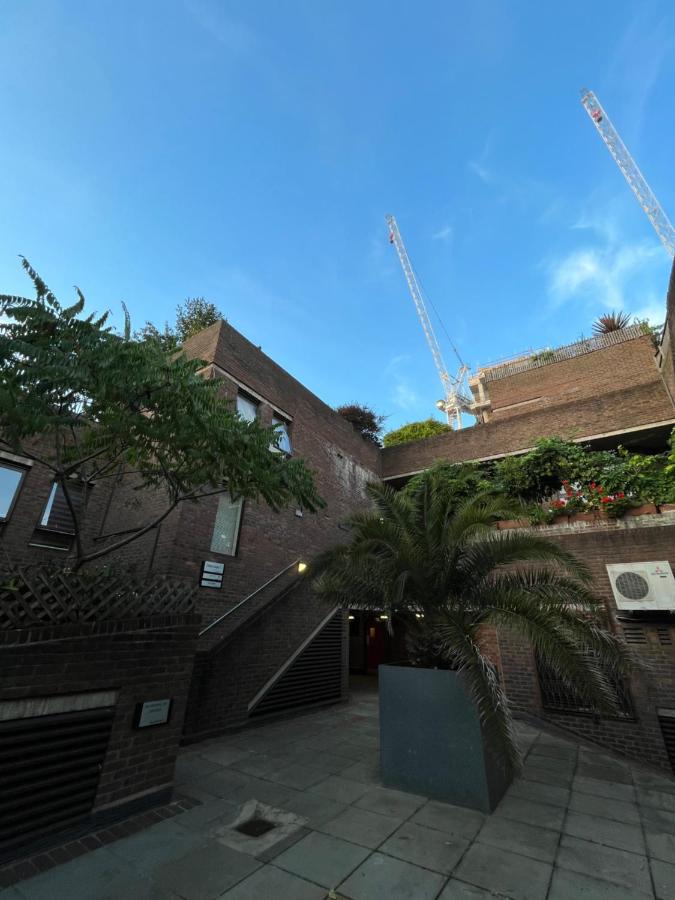 Heart of Covent Garden central apartment - 2 bed - B&B