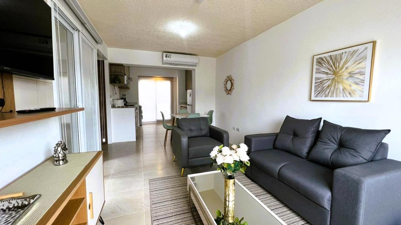 Acogedor departamento en La Aurora - B&B