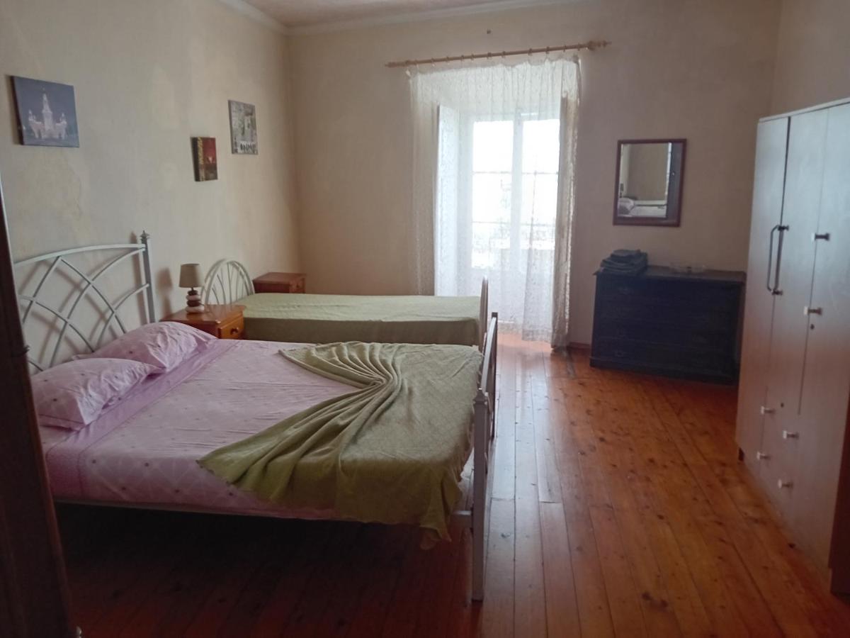 T2 N16 Ref 006 - B&B