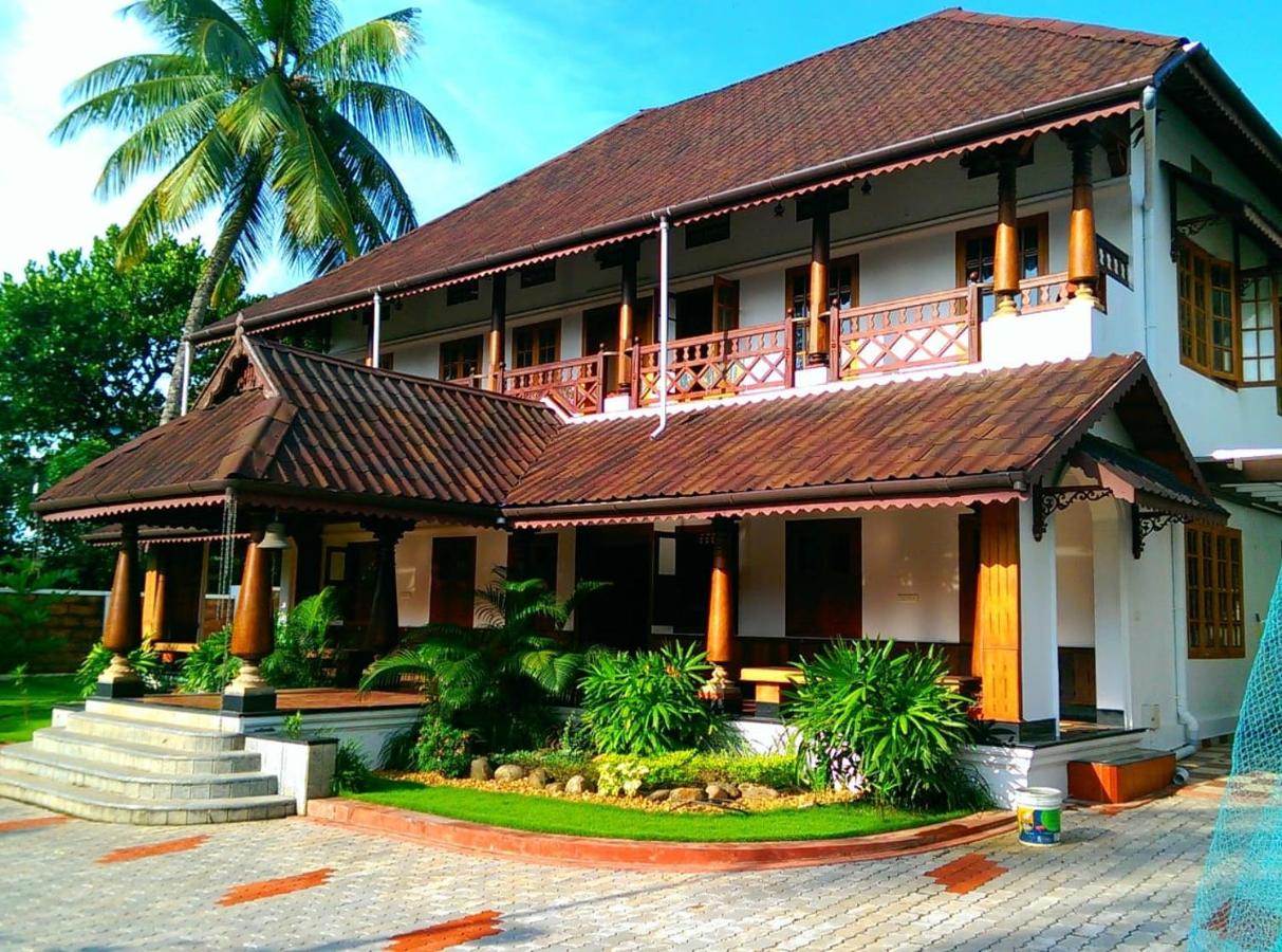 B&B Kochi - AZZA Heritage Home - Bed and Breakfast Kochi