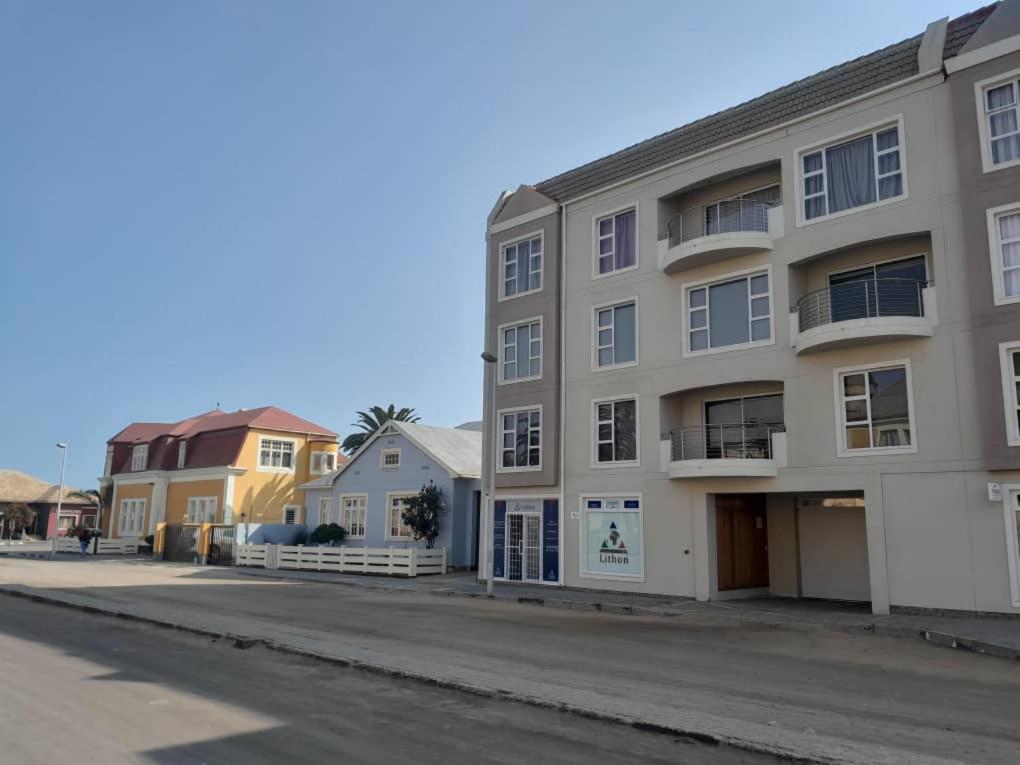 The Palms Luxury Suites - B&B