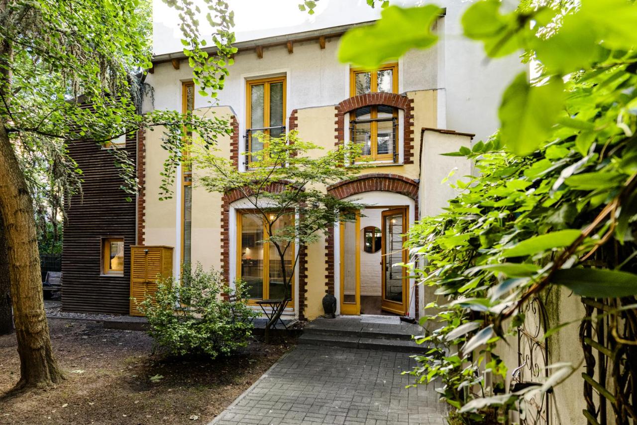 Boxi Jungle House - unique in Friedrichshain - 3BR - B&B