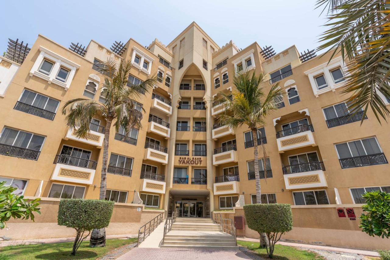 Amazing Studio with Balcony & Beach access-RAK - Ferienwohnung Ra’s al-Chaima