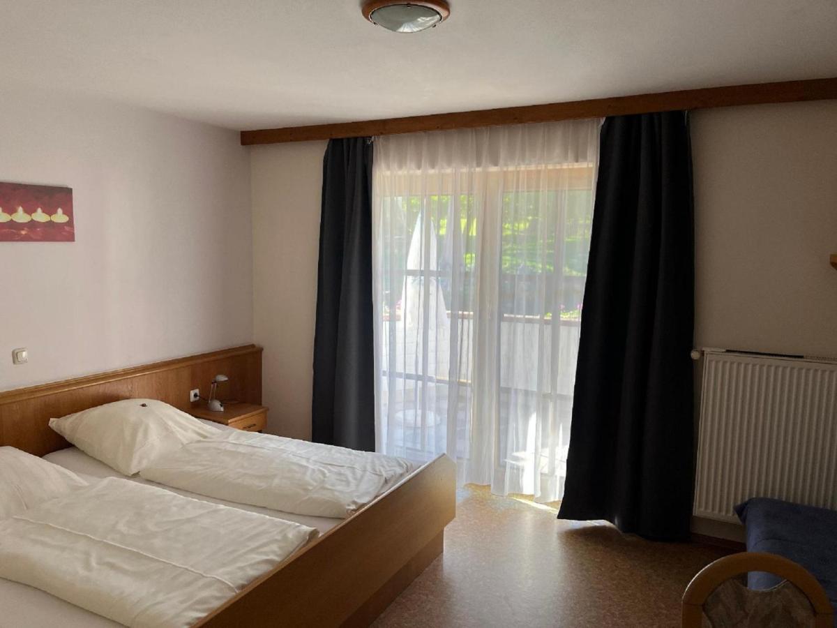Dreibettzimmer