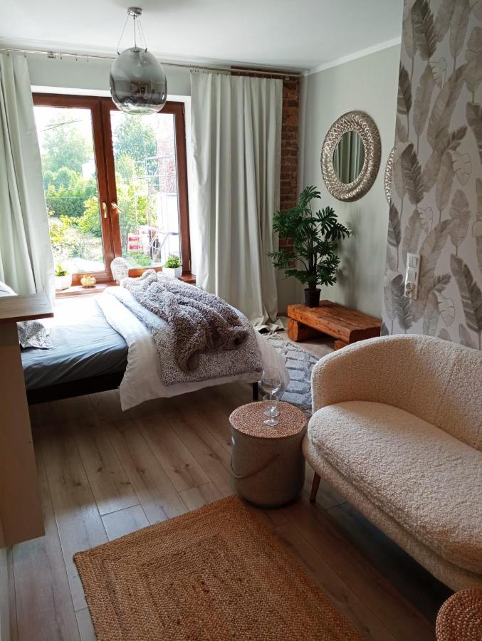 B&B Katowice - Urocze studio z parkingiem - Bed and Breakfast Katowice