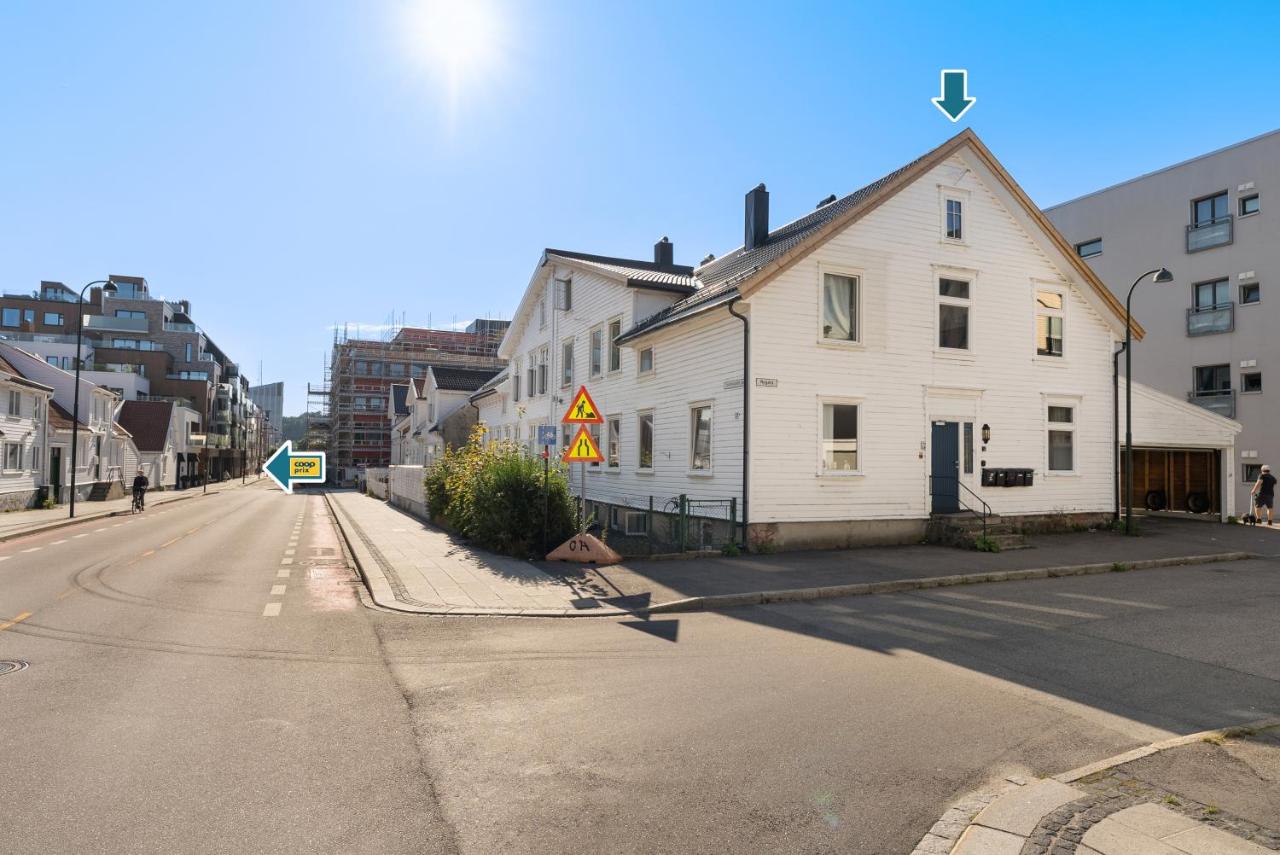Ny og sentral leilighet - B&B