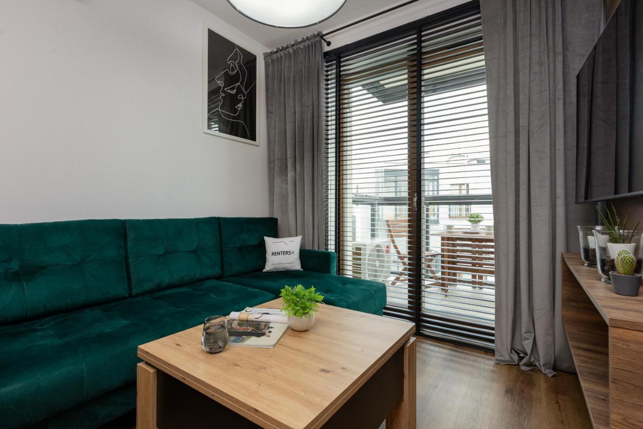 B&B Warsaw - Mokotów Business Centre Apartment Domaniewska with Balcony by Renters - Bed and Breakfast Warsaw