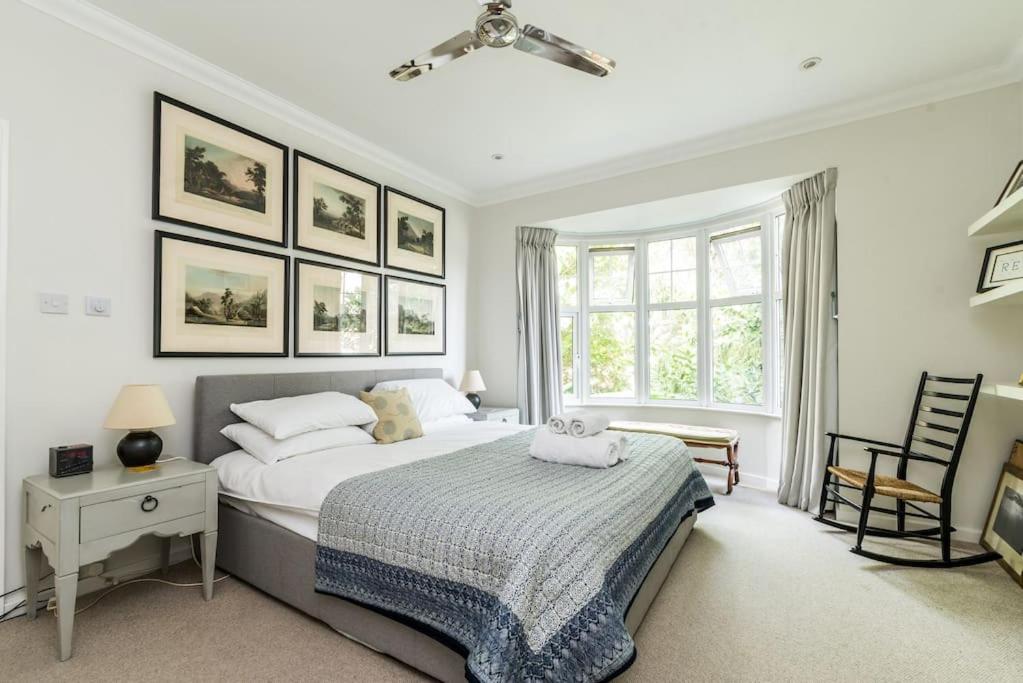Modern and Spacious 2 bed in Brixton - B&B