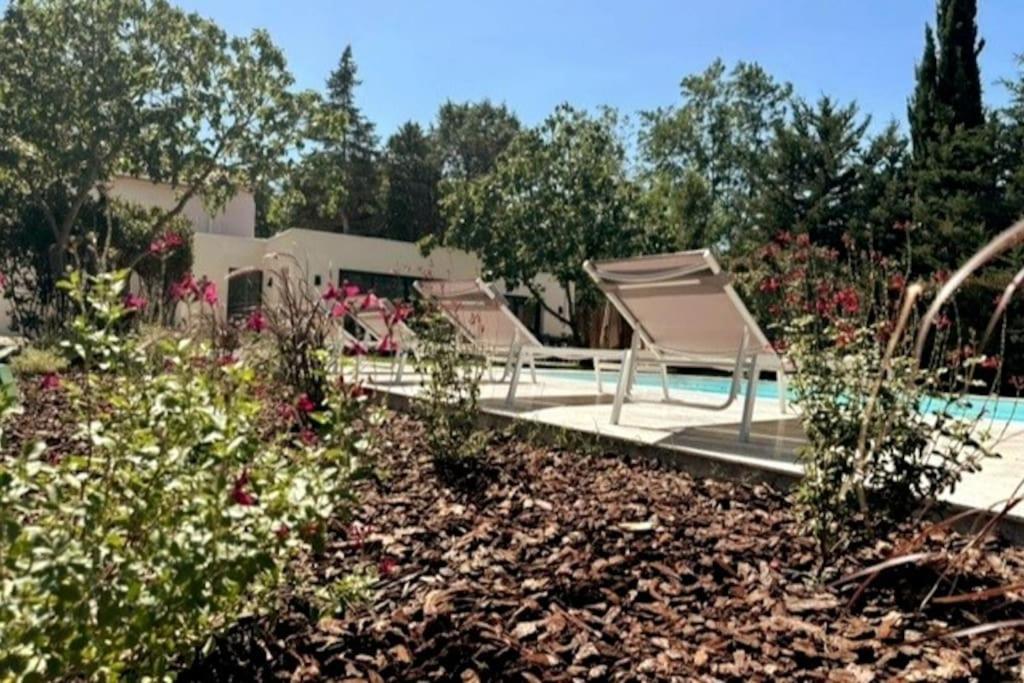Villa avec Piscine et Spa - Ferienwohnung