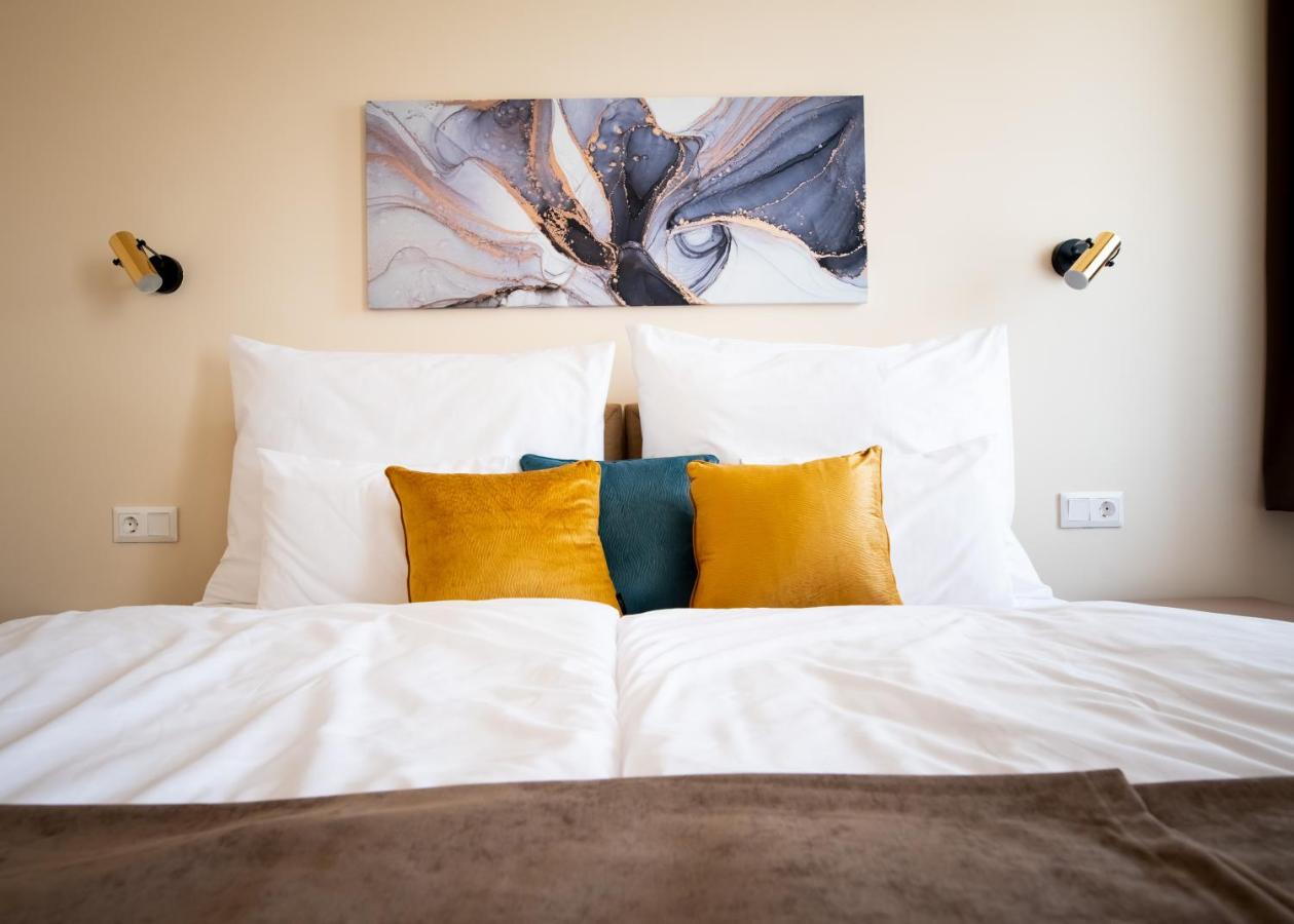 Deluxe Double or Twin Room with Garden View