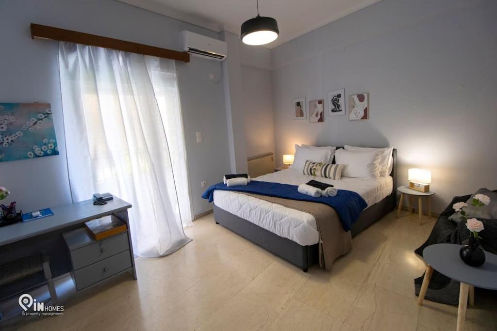 Sophia's - Central Apartment Near Egaleo Metro-Athens - Chambres d'hôtes Athènes