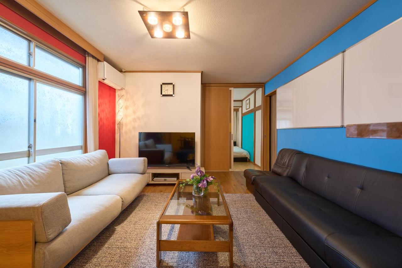 Total 107square meter 4min to nearest staion Max16pp - Chambres d’hôtes Tokyo