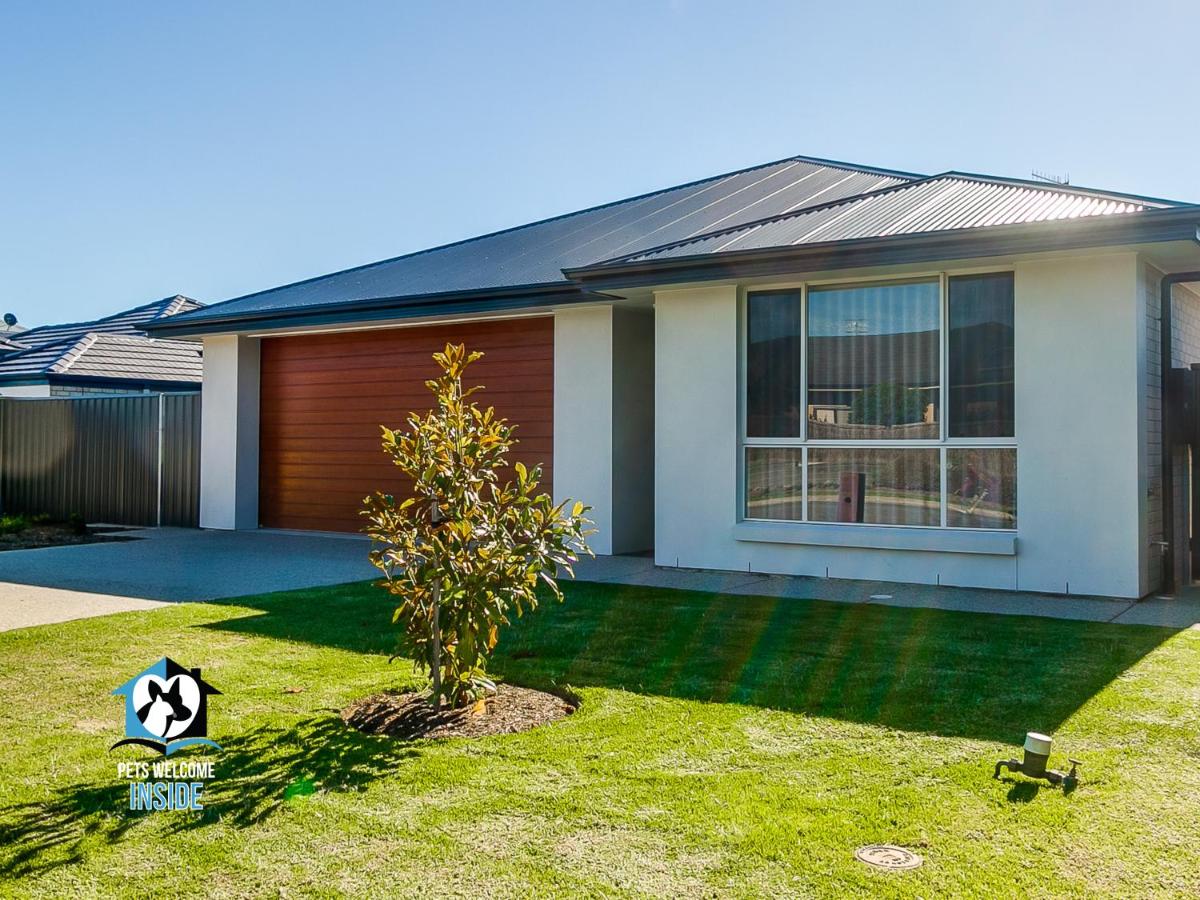 Brand New 3BR So Close to Sea and Lake - Bed and Breakfast Encounter Bay