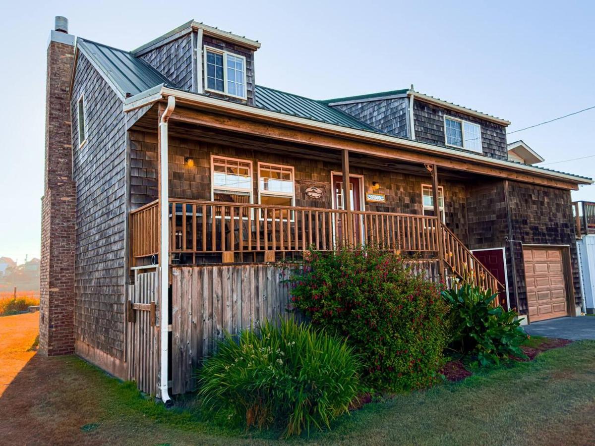 B&B Pacific City - Pacific City River House Loft - Bed and Breakfast Pacific City