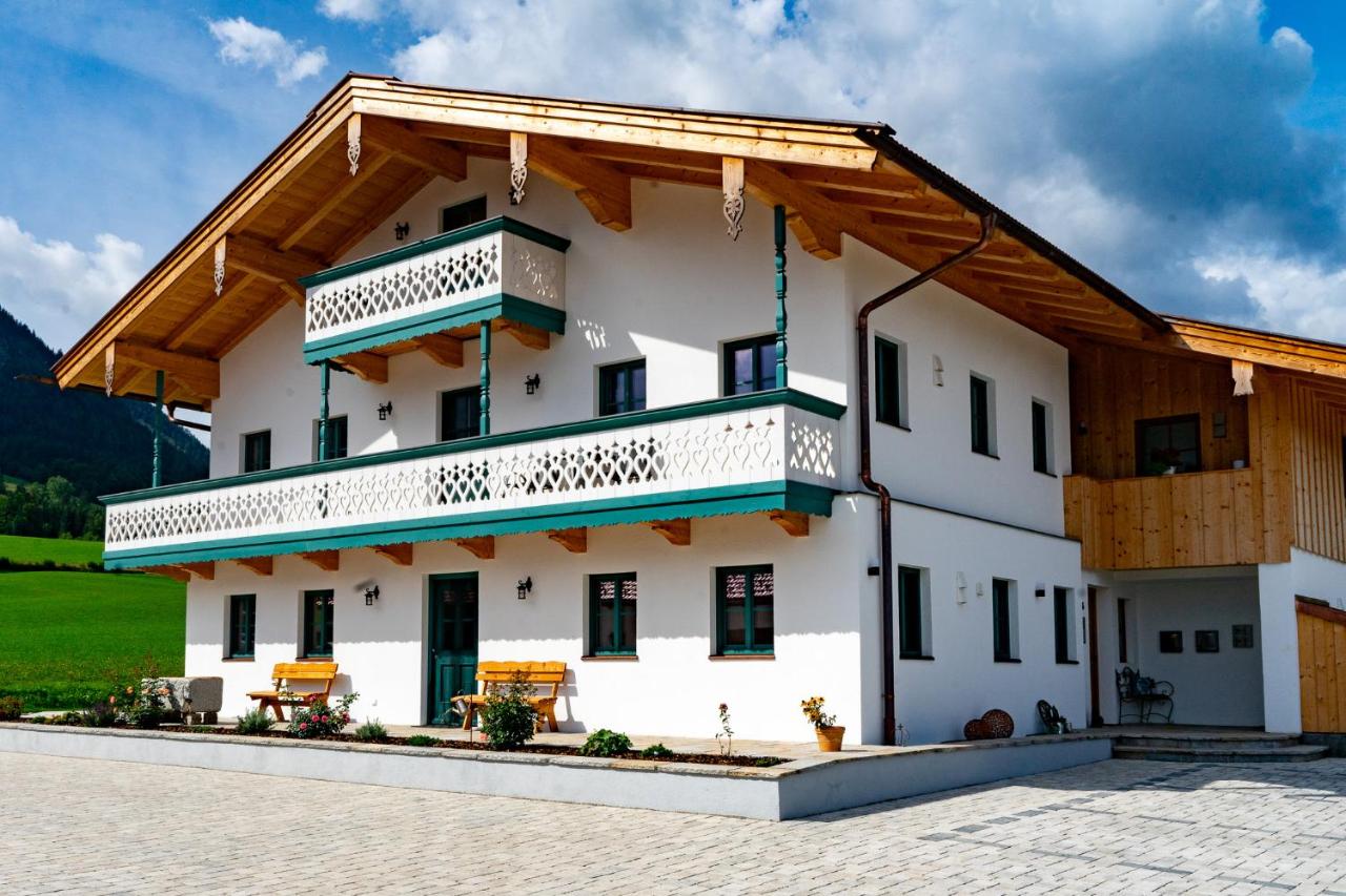 Ferienwohnungen Heillinger Gütl inkl. Chiemgaukarte - B&B