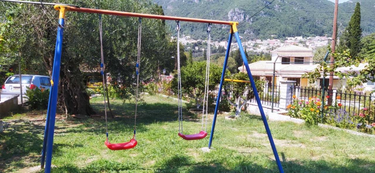 Casa Fiorella - B&B Áno Korakiána