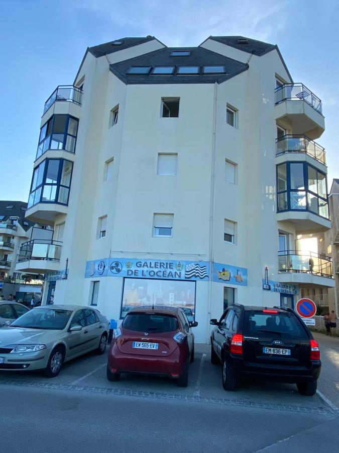 Studio vue mer face à la plage - B&B