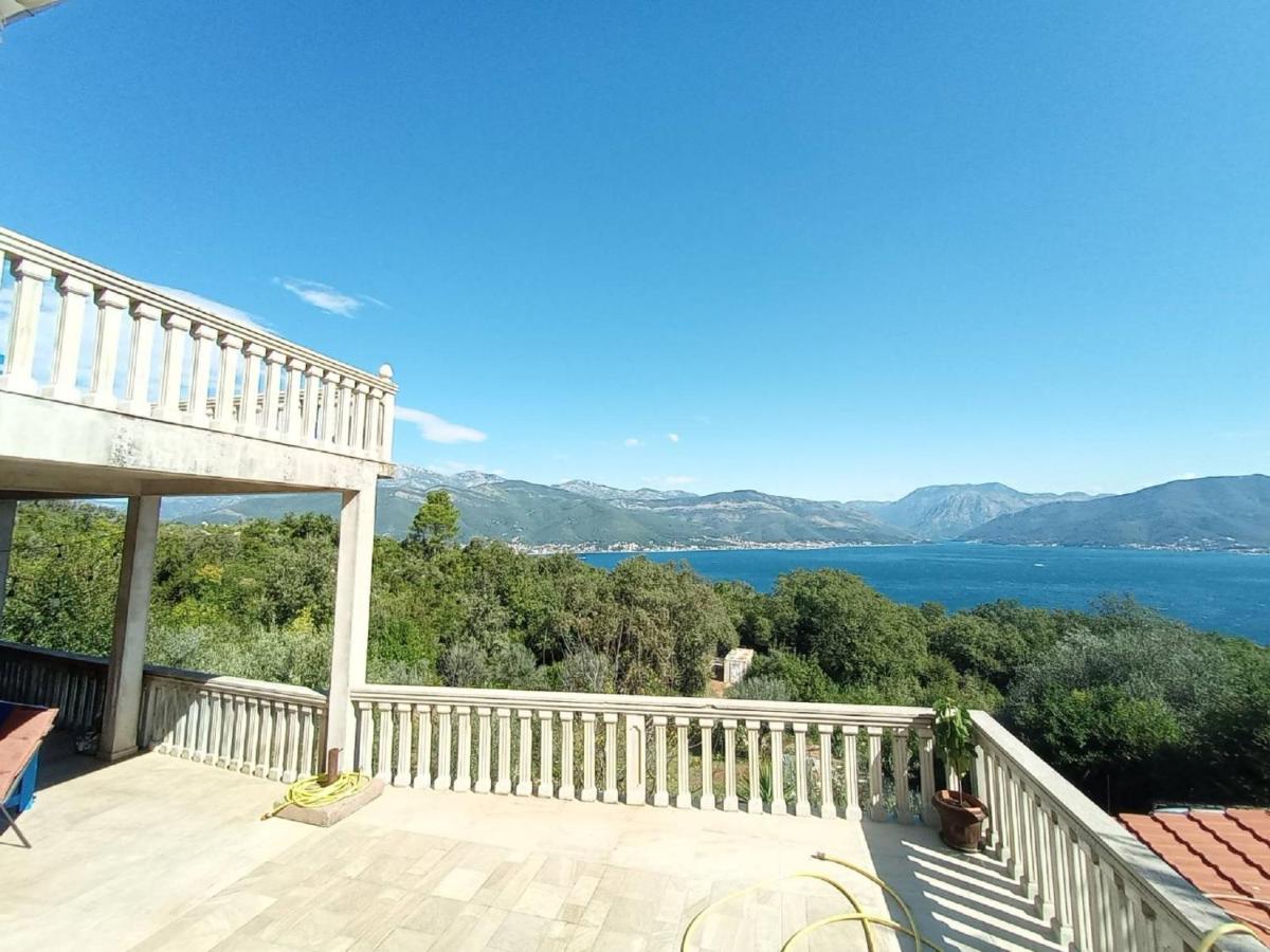 Apartments Vidikovac - B&B Tivat