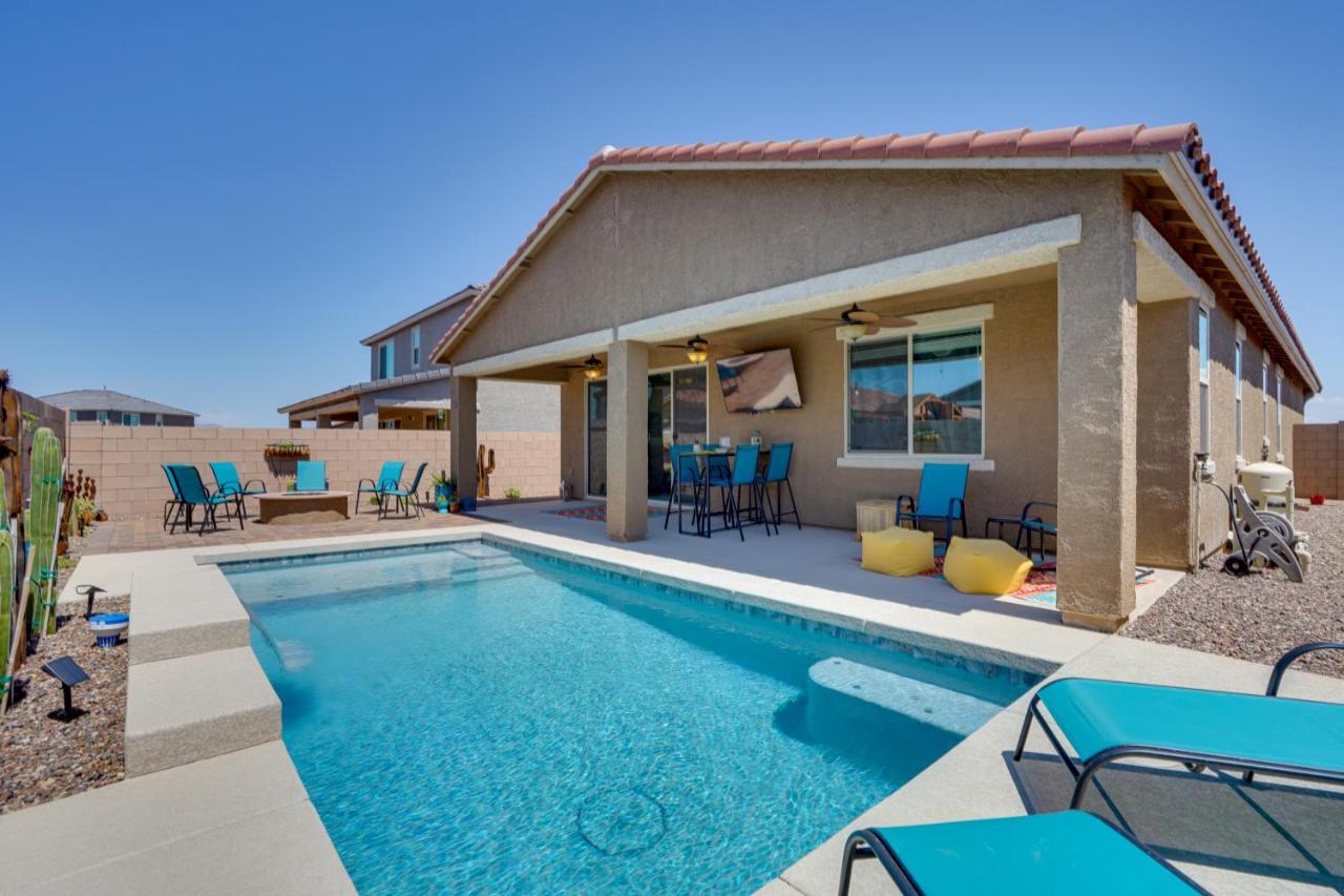 Lovely Tucson Home with Private Pool and Fire Pit! - B&B