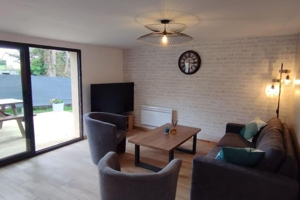 Charmante maison de campagne, avec jardin, vue rivière, 15 min Cabourg - Chambres d’hôtes