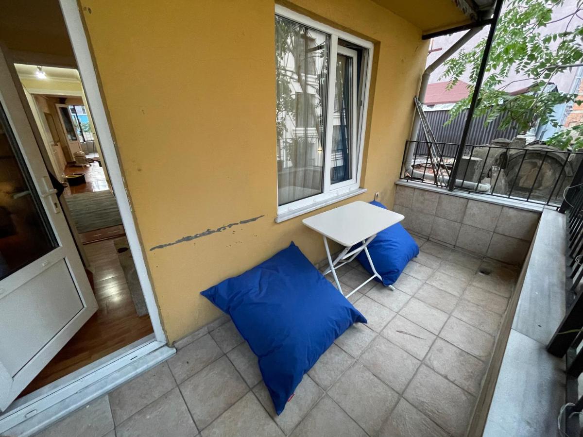Double teras in center - B&B