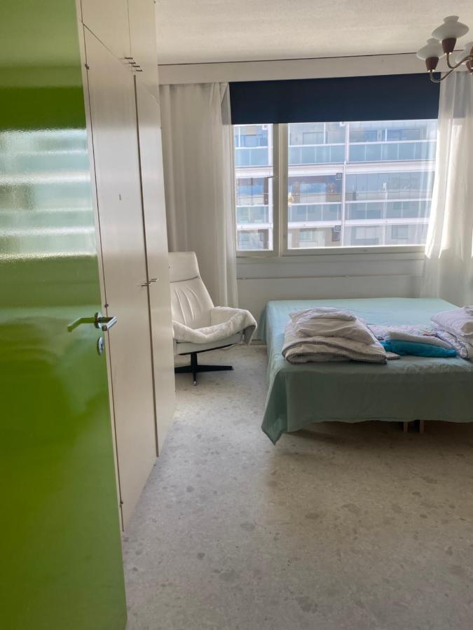 Iso kolmio ydinkeskustassa 1-6 hlö Ilm.parkit - Ferienwohnung