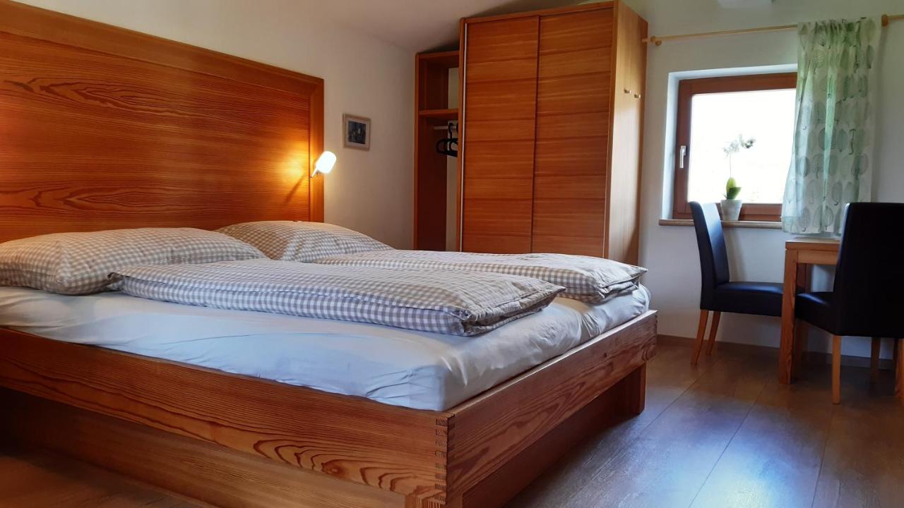 B&B Saalfelden am Steinernen Meer - Doppelzimmer Herzogbauer - Bed and Breakfast Saalfelden am Steinernen Meer