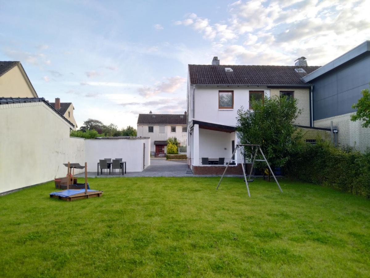 Ferienhaus Eckernfeld Bremerhaven - B&B